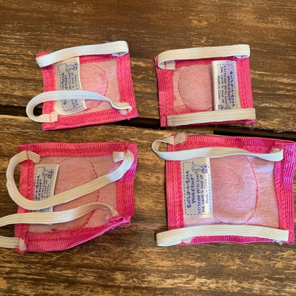 Build-A-Bear roller skates, shoes and pads - Picture 8 of 15